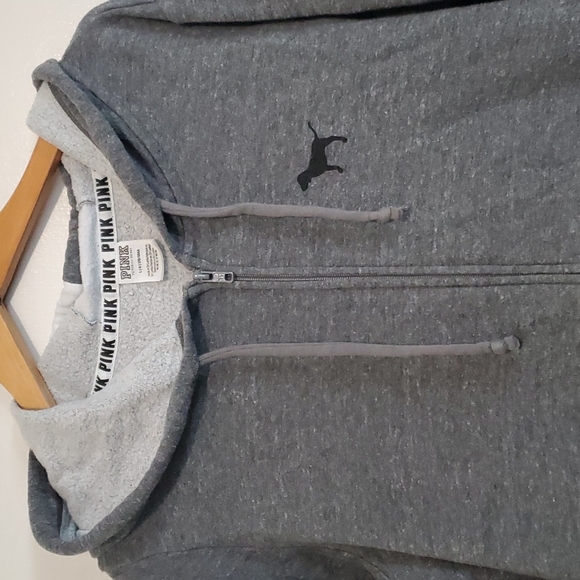 Vs pink - Picture 2 of 5